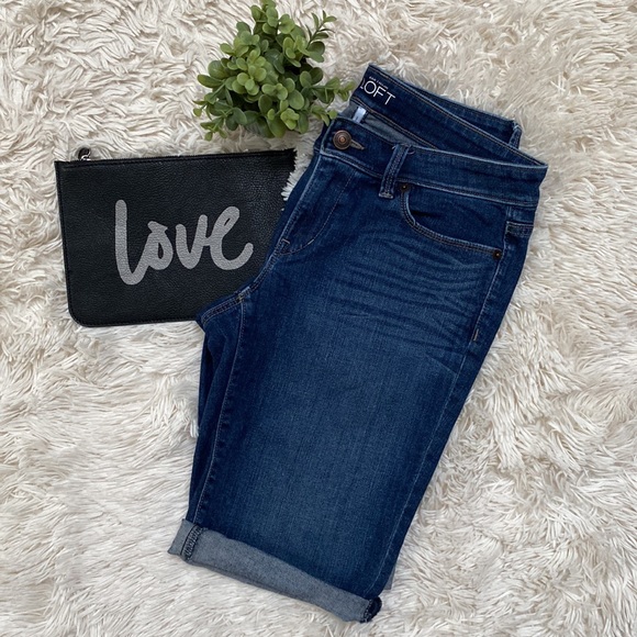 Loft Jean Shorts 💗 Dark Wash - Picture 3 of 14